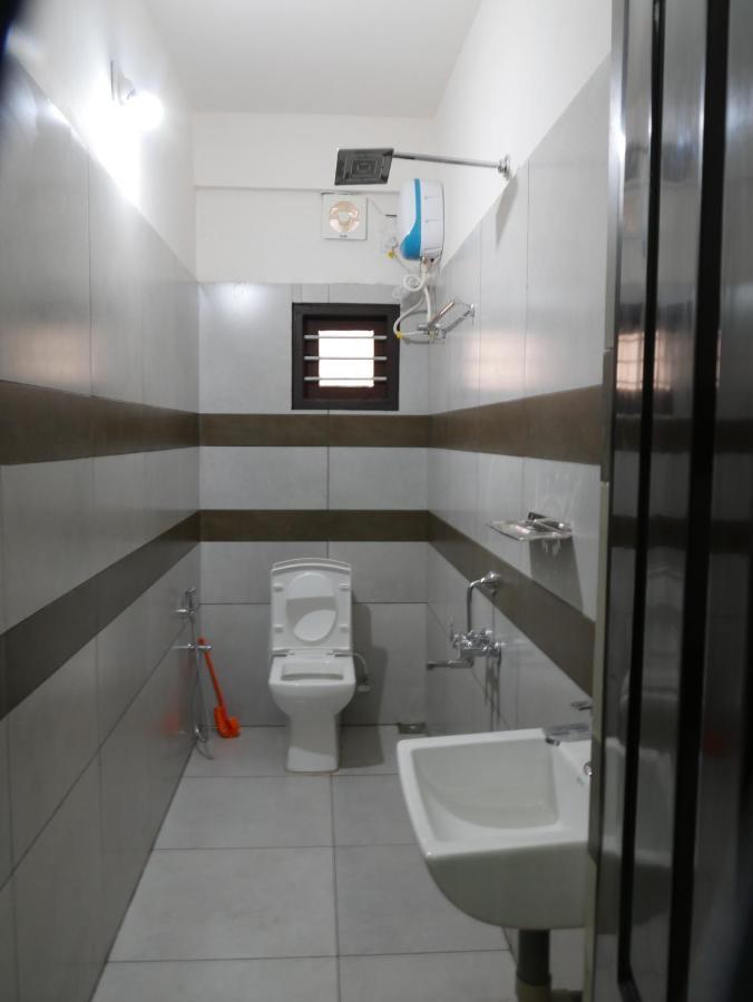 Coral Homes Kochi Εξωτερικό φωτογραφία